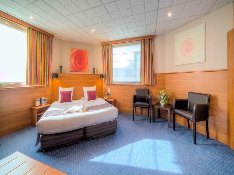 Value Hotel